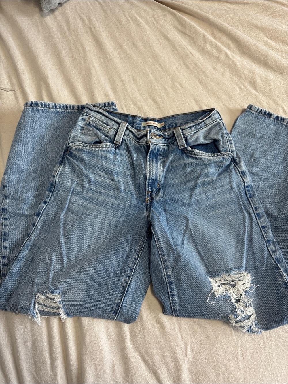 Levi's ‘94 Baggy Wide Leg Jeans - Picture 2 of 4